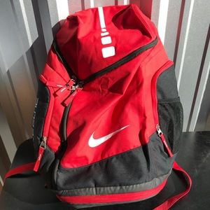 red nike elite bag